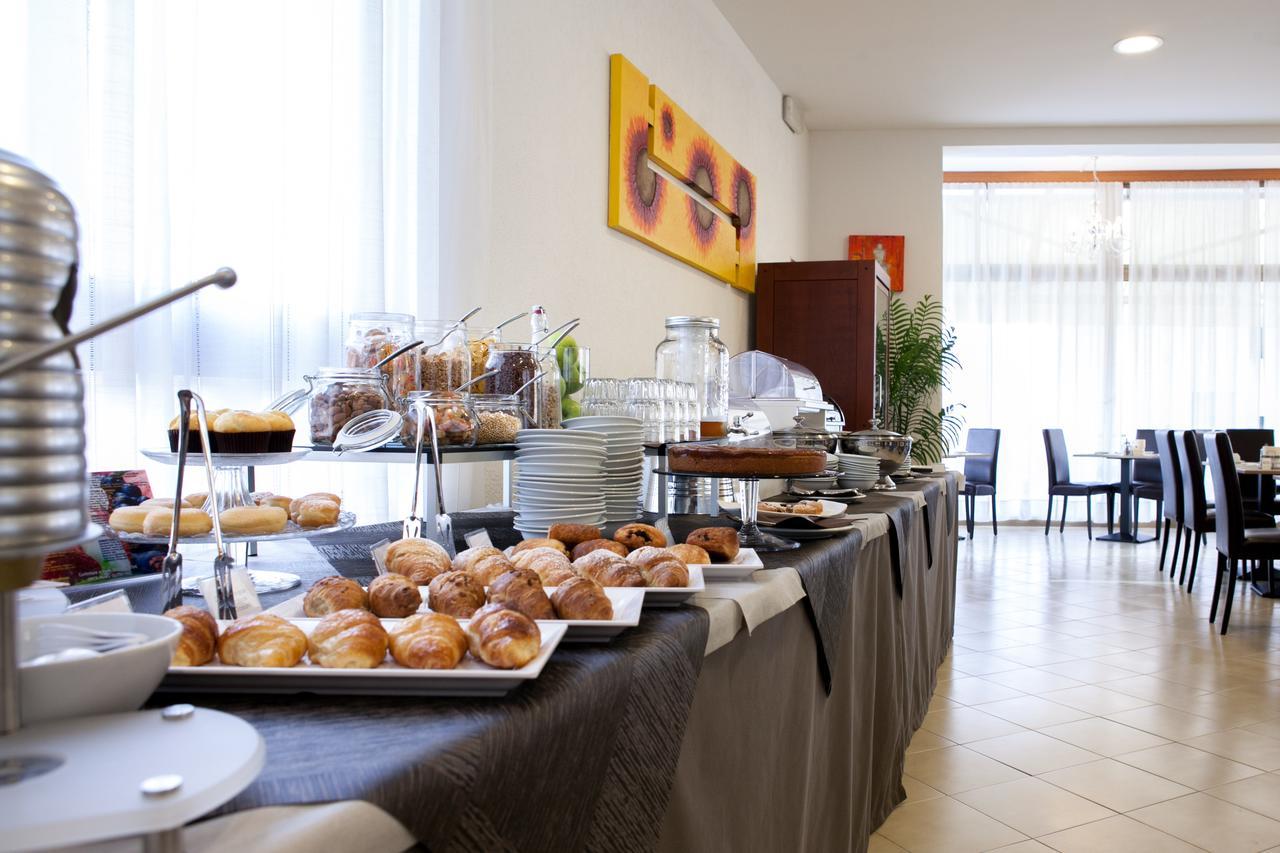 Hotel Umberto Lido di Jesolo Ngoại thất bức ảnh