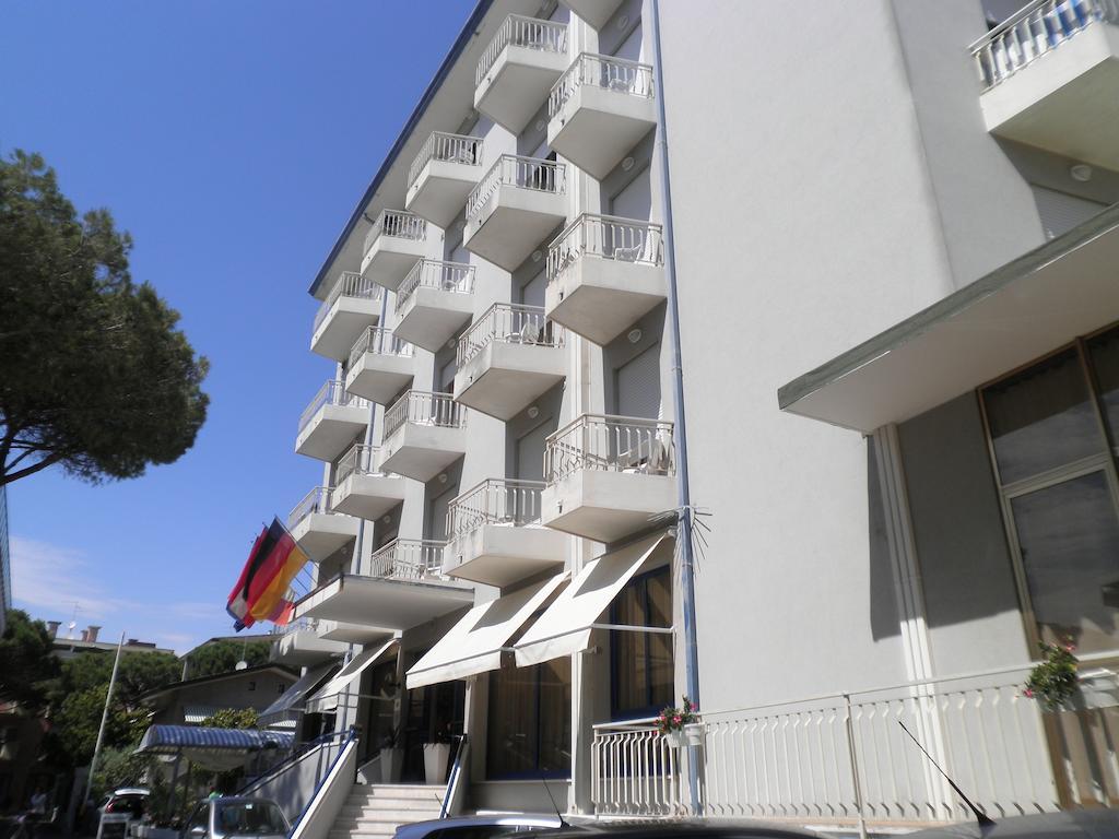 Hotel Umberto Lido di Jesolo Ngoại thất bức ảnh